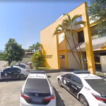 Homem é preso após arremessar filha de 5 meses em calçada em Duque de Caxias