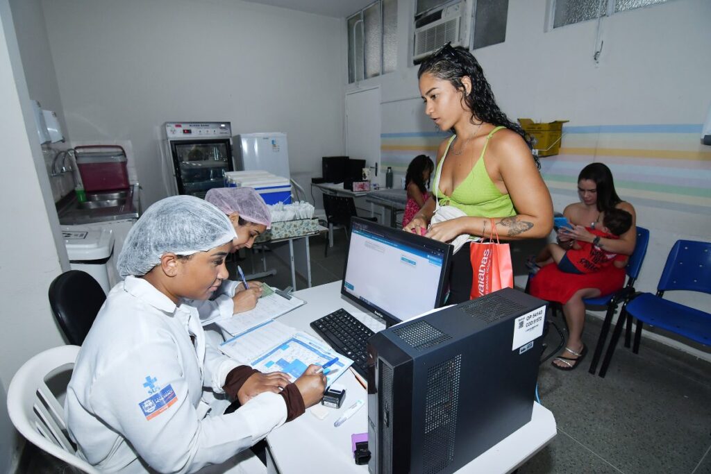 Nova Iguaçu amplia atendimento noturno e chega a sete unidades de saúde abertas até as 22h