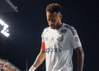 Imprensa internacional critica Neymar após expulsão: “Polêmica atrás de polêmica”